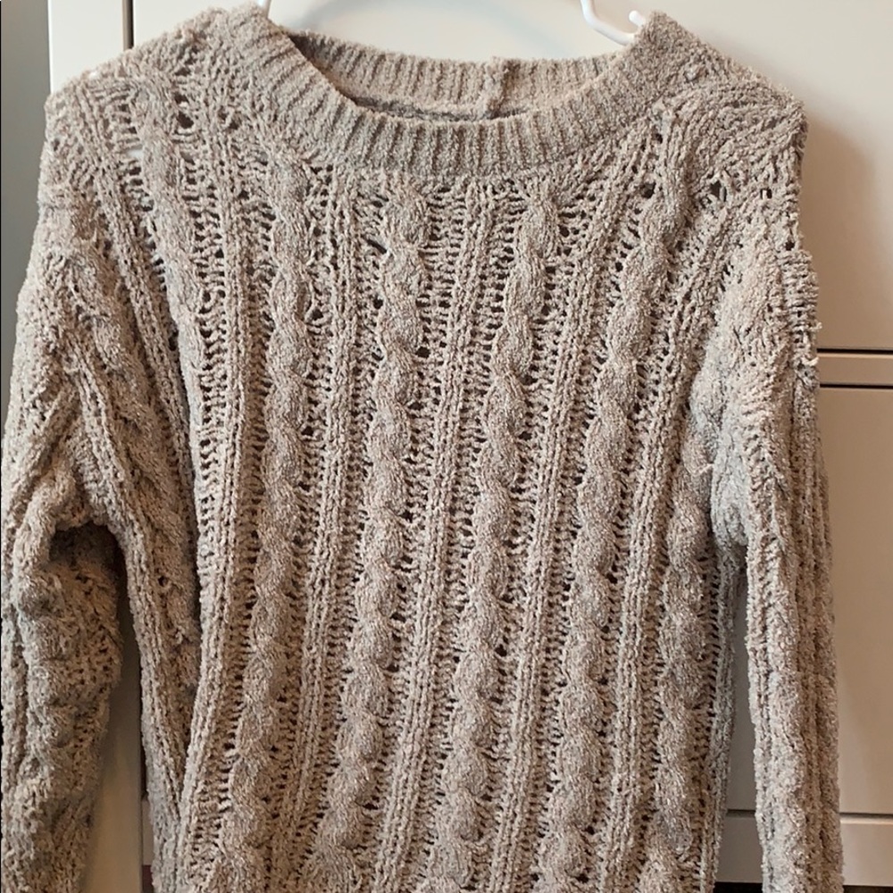 AE SWEATER